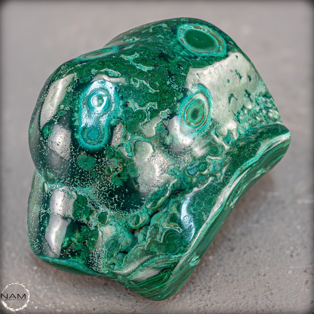 Forme libre naturelle en malachite et chrysocolle – Un jeu fascinant de tons de vert et de turquoise.- 501.11 g #1.0