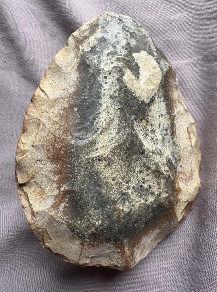 Paleolithisch Steen Werktuig - 9 cm - Bifaz Cordiforme #1.0