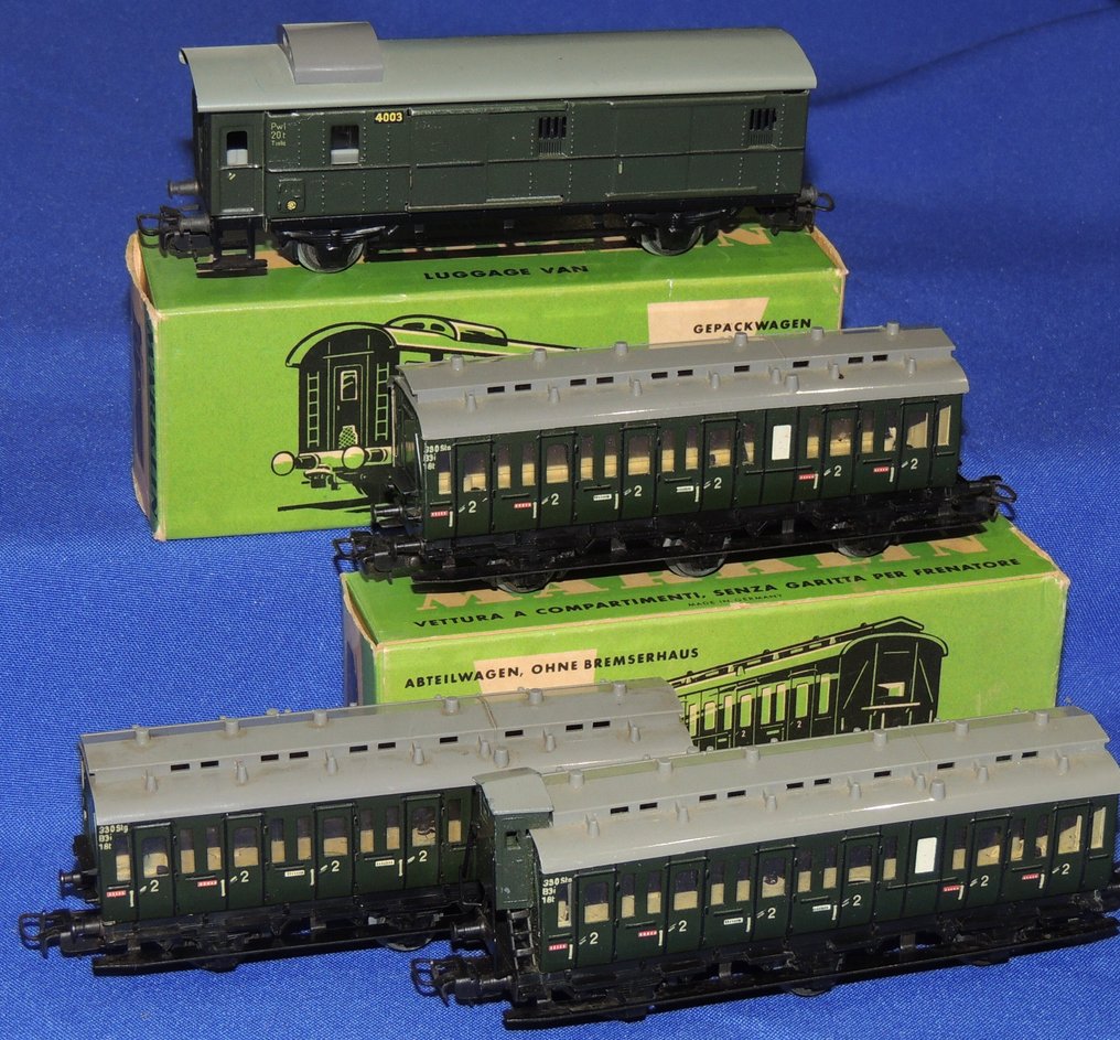 Märklin H0 - 4003/4004/4005 - 模型客運火車 (4) - 3节车厢和行李车 - DB #1.0