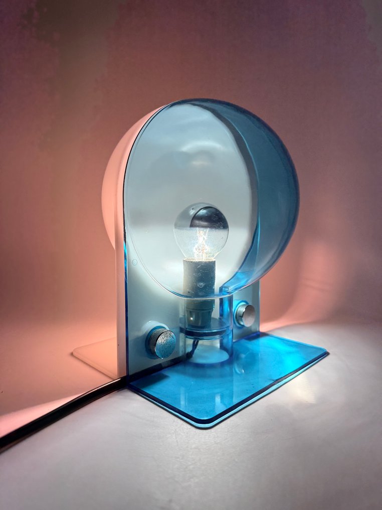 iGuzzini - Sergio Brazzoli & Ermanno Lampa - Lampada da tavolo - Sirio - Metacrilato #3.2