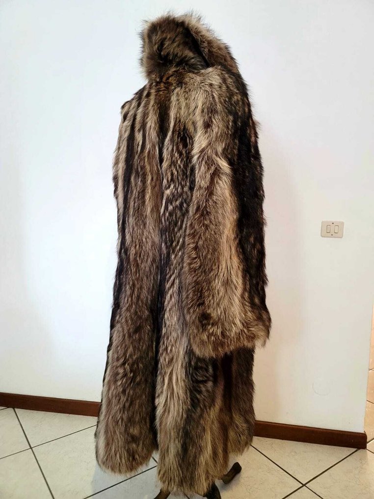 Artisan Furrier - Pelzmantel #3.2