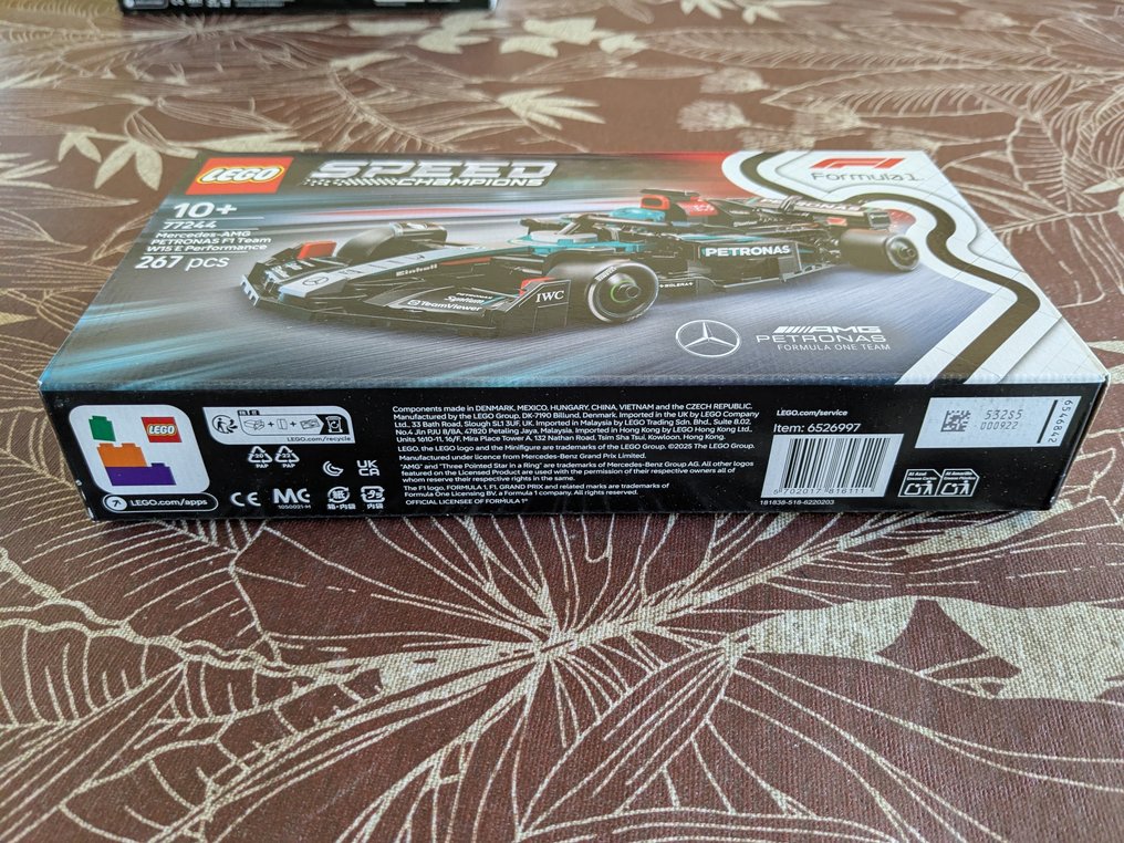 Lego Sæt - Speed Champions - Mercedes-AMG PETRONAS F1 Team W15E Performance; Oracle Red Bull Racing #3.2