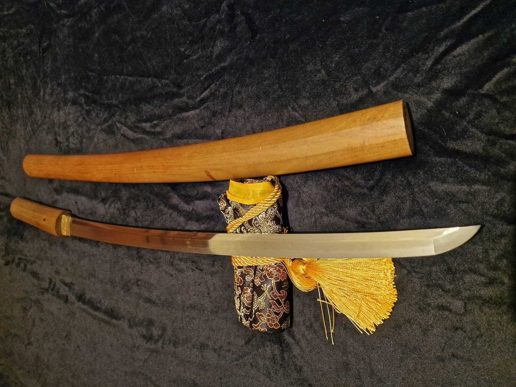 武士刀 - 古董1700年前的日本脇差刀，真刀，原装签名：神田住兼常（Kanda ju Kanetsune），NBTHK - 日本 - 江戶時代（1600-1868） #1.0