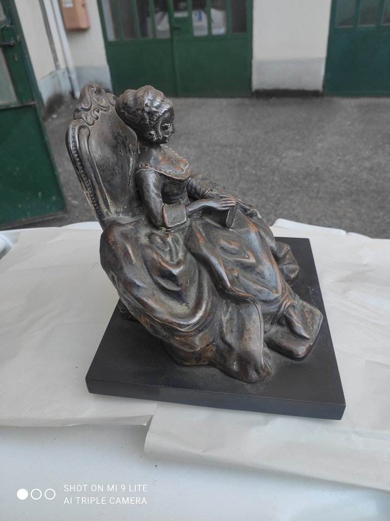 Salvatore Cipolla - Γλυπτό, Dama in lettura - 23 cm - Πήλινο, Επάργυρο #4.3