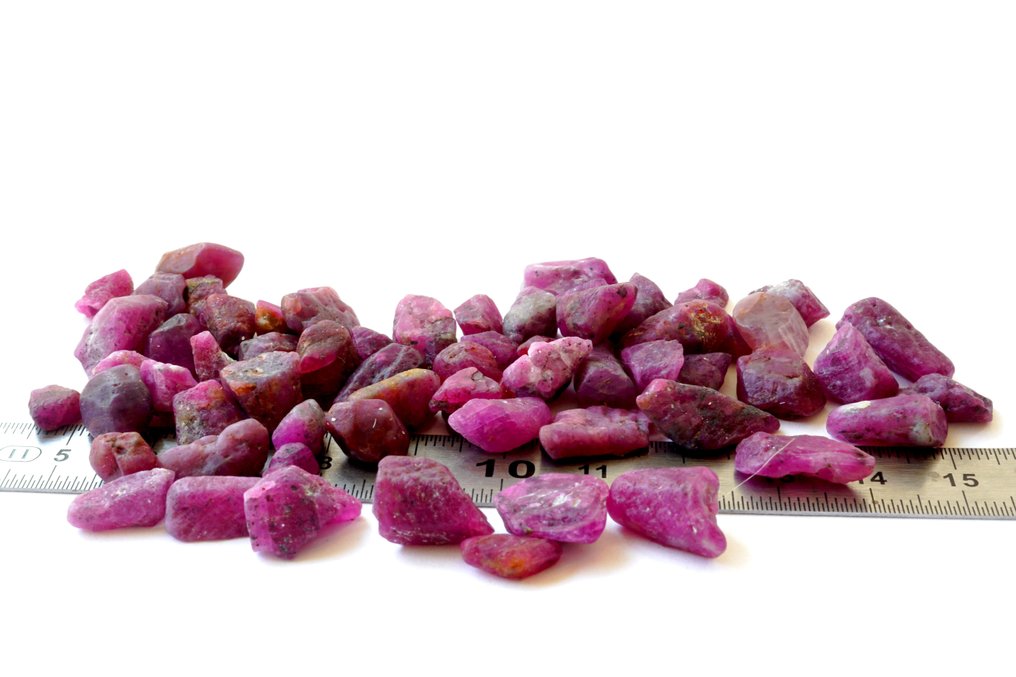 Ruby 281 carats of raw, untreated ruby crystals.- 56.26 g #1.0