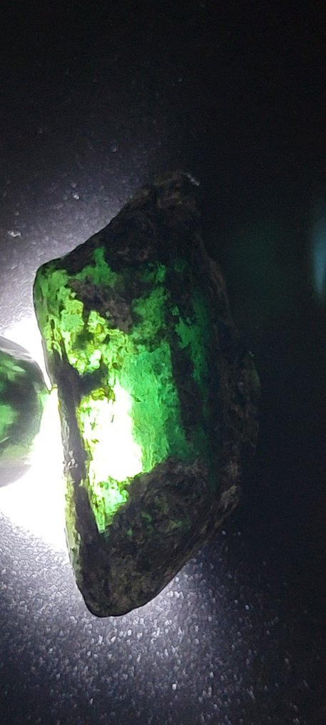 Emerald Rough- 5.1 g - (1) #4.3