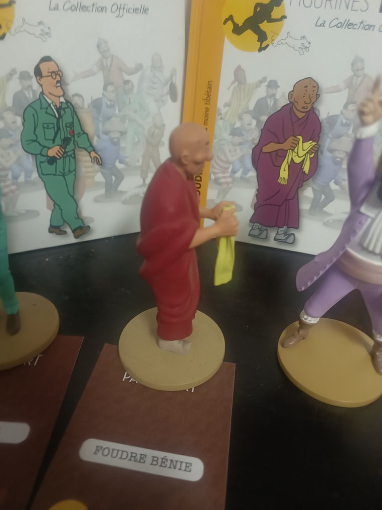 Tintin - 4 figurines tintin officielle en resine - 4 Comic - First edition #4.3