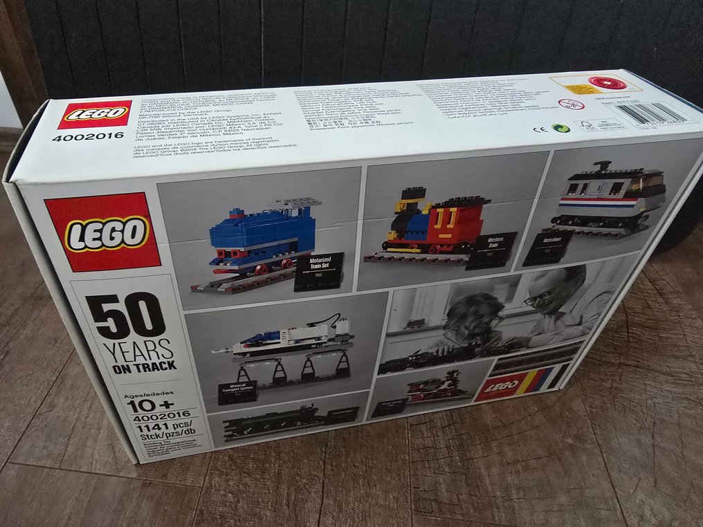 LEGO Set - 4002016 - Seasonal, Train - 50 Years On Track #4.3