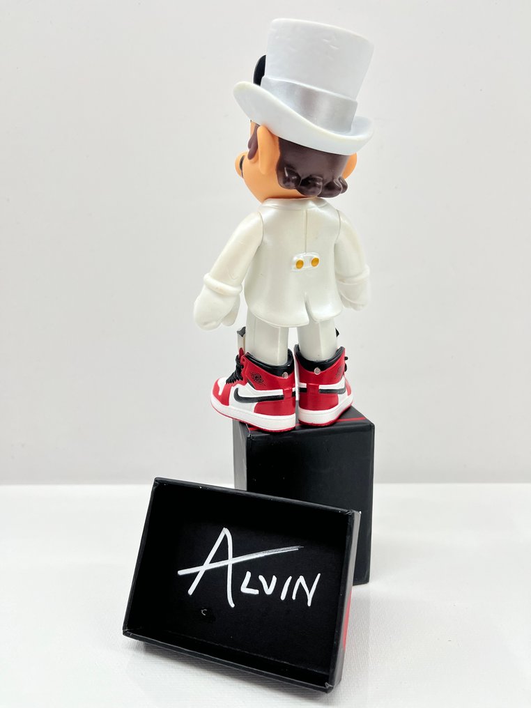 Alvin Silvrants - Skulptur, Super Mario NIKE AIR JORDAN I - 22 cm - Plast - 2025 #4.3