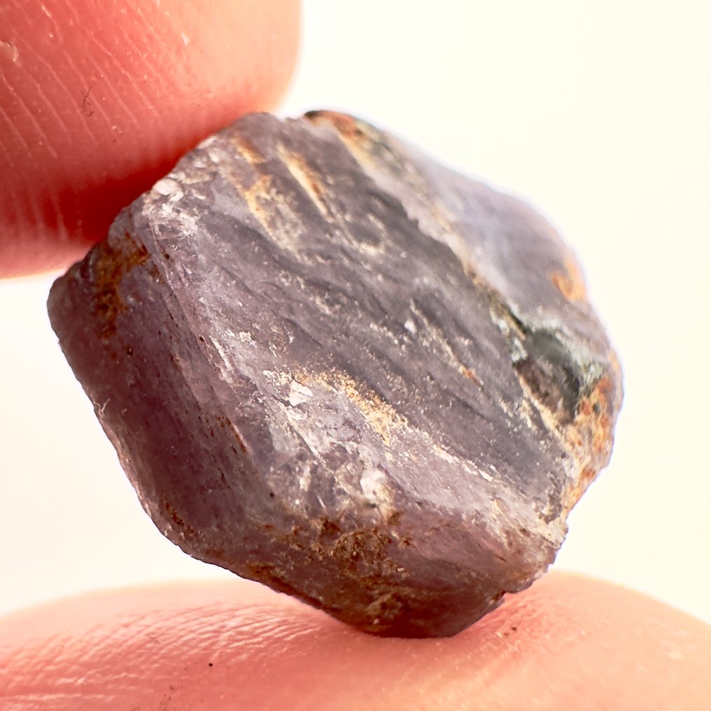 Ζαφείρι Τραχύς - Ύψος: 15 mm - Πλάτος: 13 mm- 4.89 g - (1) #3.2