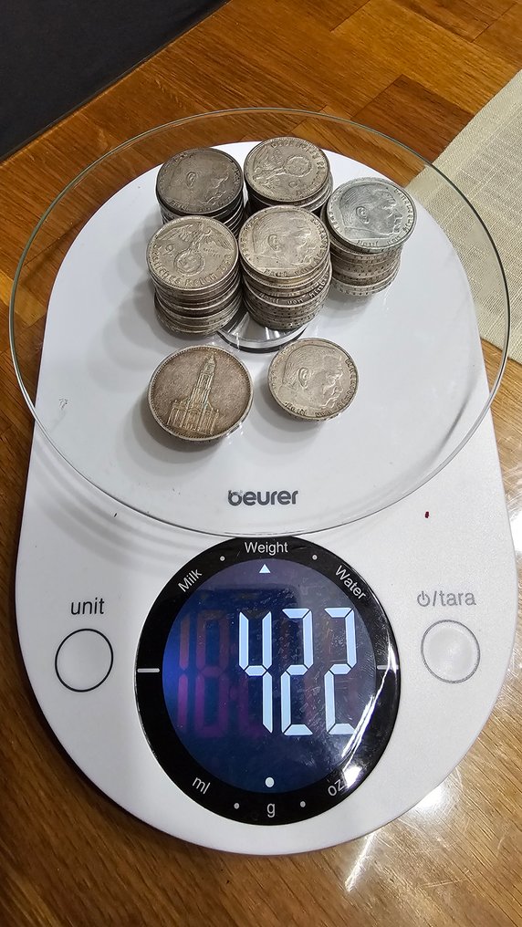 Alemanha, Terceiro Reich Lot of 52 x 2 und 5 Reichsmark silver coins: 52 x 2 RM, 5 Reichsmark Garrison Church, Hindenburg #1.0