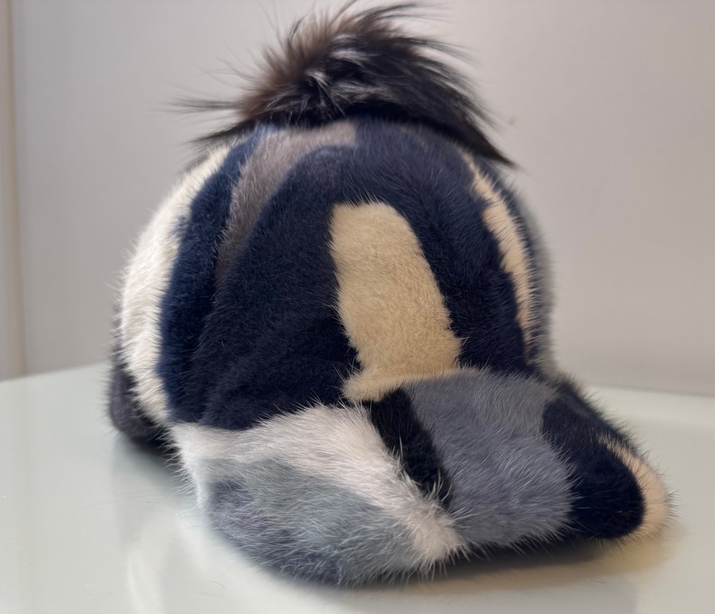 Artisan Furrier - Hat - Fur, Mink #1.0