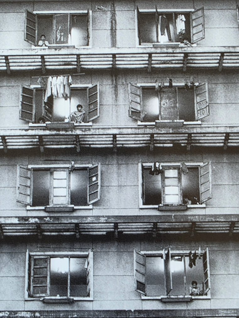 Sebastião Salgado (1944–2025) - Paysans dans la ville (1995) #3.2