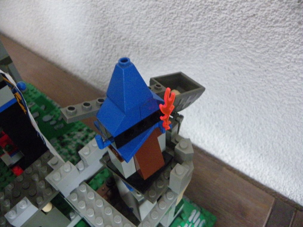 Lego Set - 6098 - Castle - King Leo’s Castle #2.1