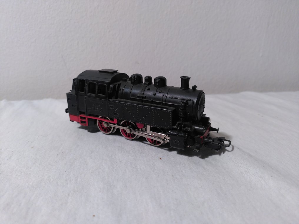 Märklin H0 - TM800 - Tender locomotief (1) - BR 80 - DB #1.0