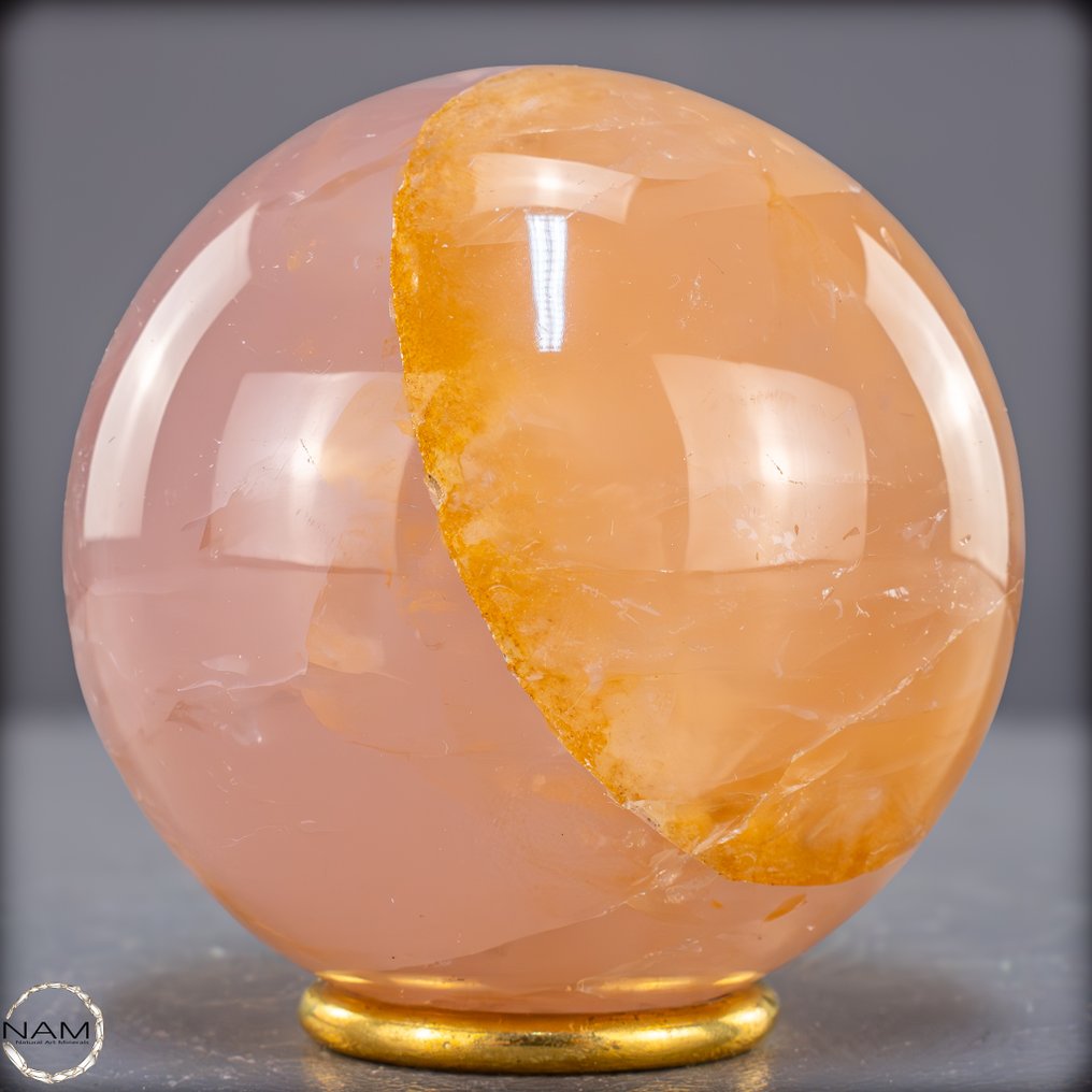 Φυσική σφαίρα ροζ χαλαζία και χρυσού healer χαλαζία Ήπιοι ροζ τόνοι με χρυσή γραμμή φωτός.- 809.15 g #1.0