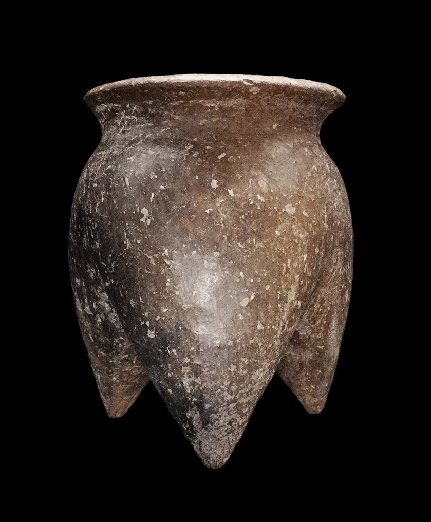 中国古代 新石器时代三足瓮 - 夏家店文化,公元前三千纪 #1.0
