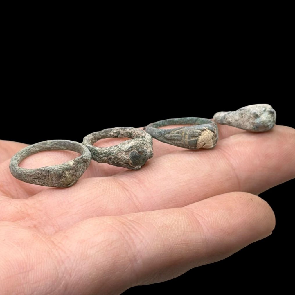 Medieval Bronze Ring lot of 4 (No reserve price) #3.2