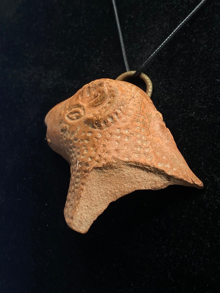 Ancient Roman Terracotta Amphora, Large Ancient Roman Ram's Head Fragment of an Amphora  (No reserve price) #2.1