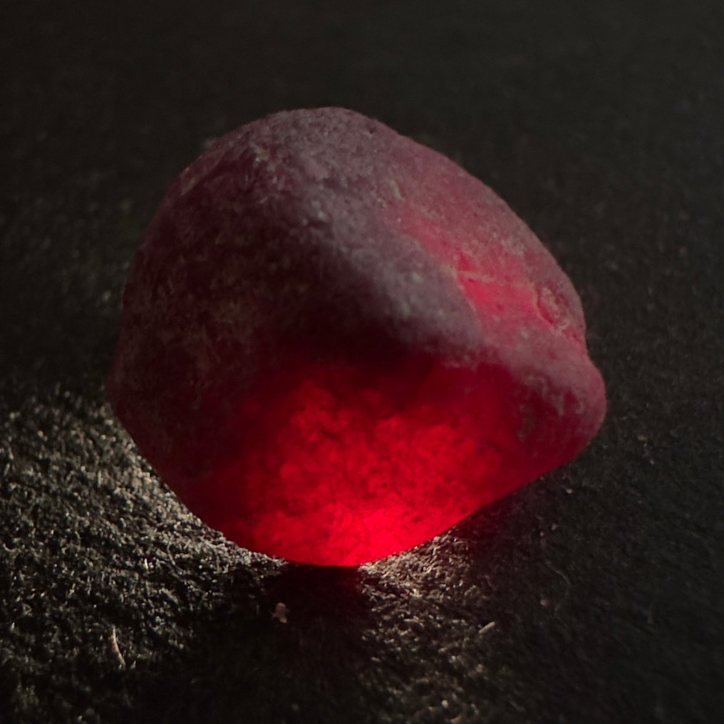 Rubino Grezzo - Altezza: 16 mm - Larghezza: 13 mm- 5.14 g - (1) #4.3