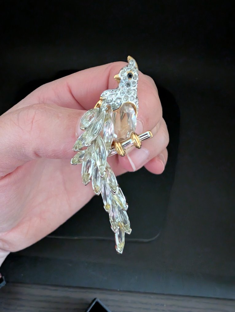 塑像, Swarovski broche - 6.3 cm - 金属, 铑金镀层 #1.0