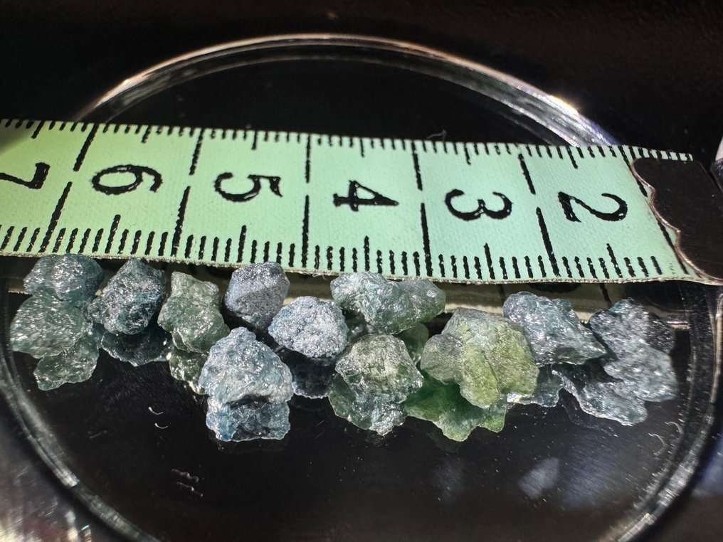 12 pcs Διαμάντι  (Φυσικού χρώματος)  - 10.20 ct - Fancy dark Μπλε, Πράσινο Μπλε, Πράσινο - I2 - Δεν υπάρχει εργαστηριακή έκθεση #2.1