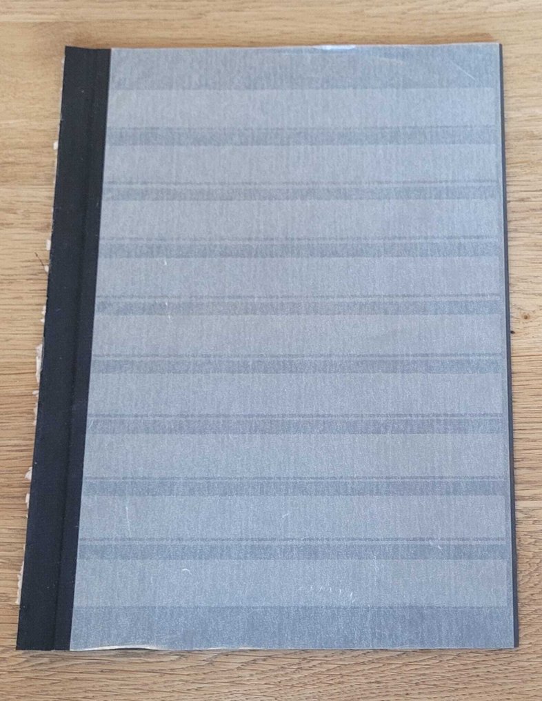 世界  - 邮票、邮票册和首日封收藏 #1.0