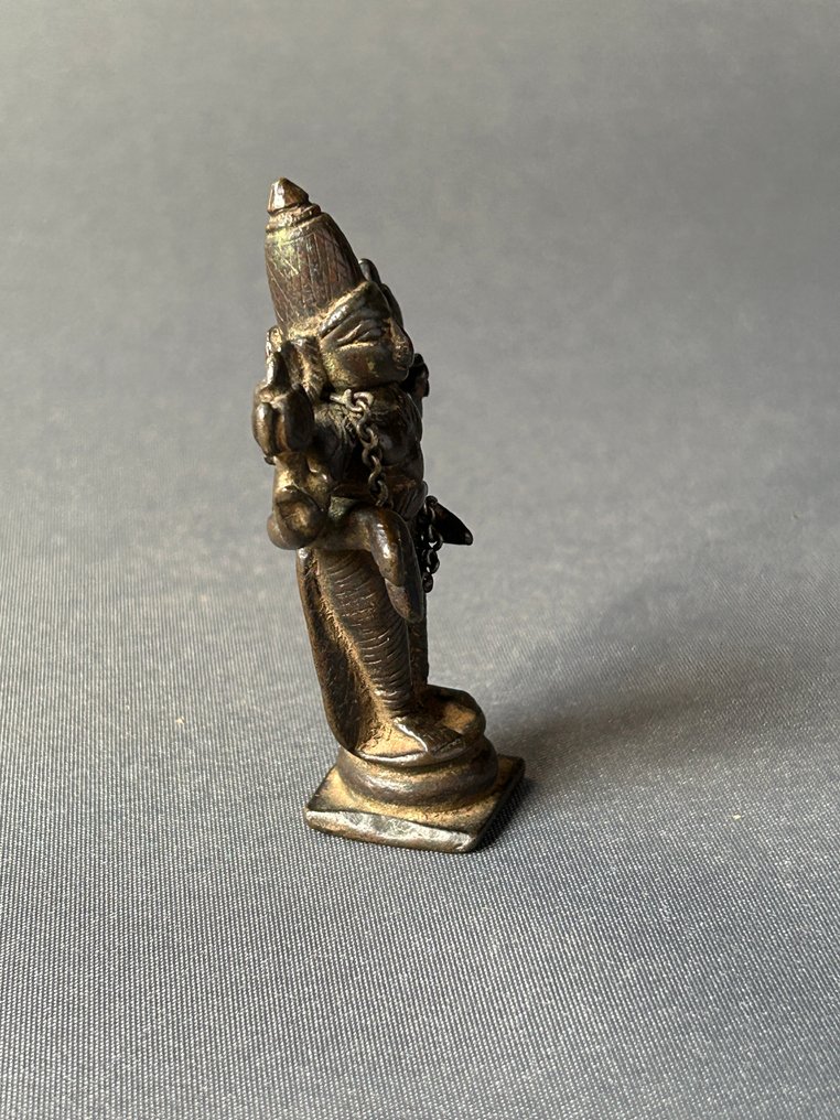 Vishnu-patsas - Pronssi - Intia - 1700- ja 1800-luku #3.2