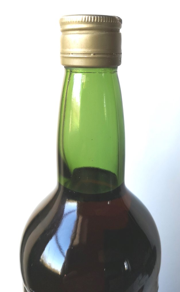 Rhum Podera Pitters (Bordeaux) - Rhum Martinique  - b. 1970s - 100cl #2.1