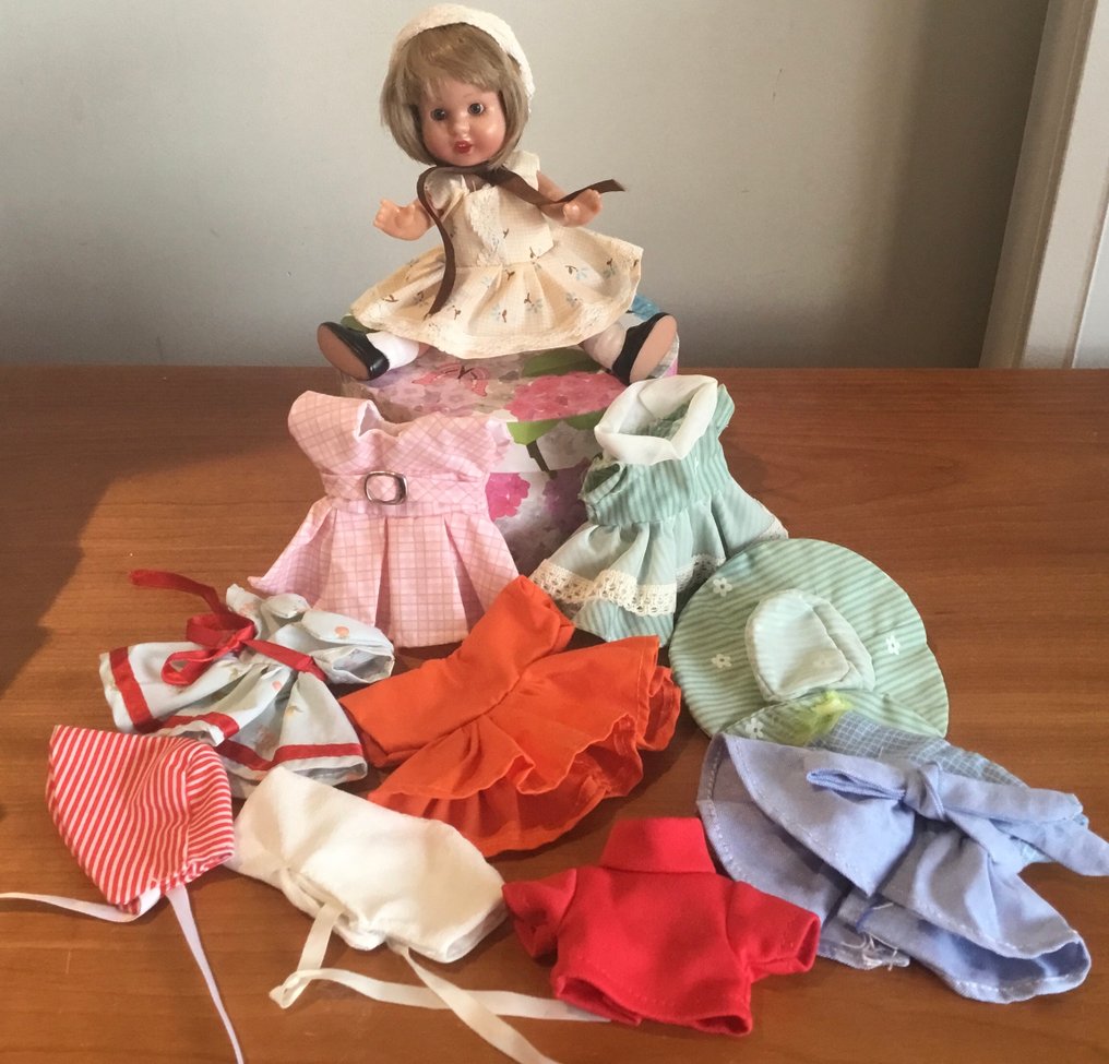 mariquita perez  - Κούκλα Con ropa original - Ισπανία #1.0