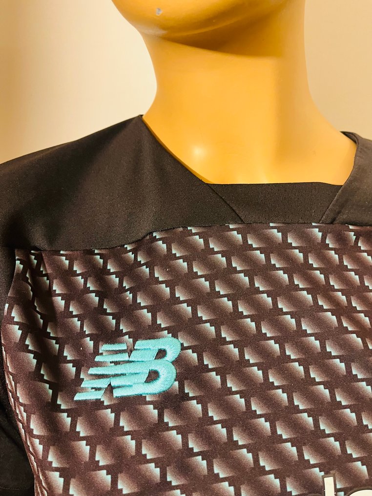 Liverpool - 英格兰足球联赛 - 2019 - 足球衫 #2.1