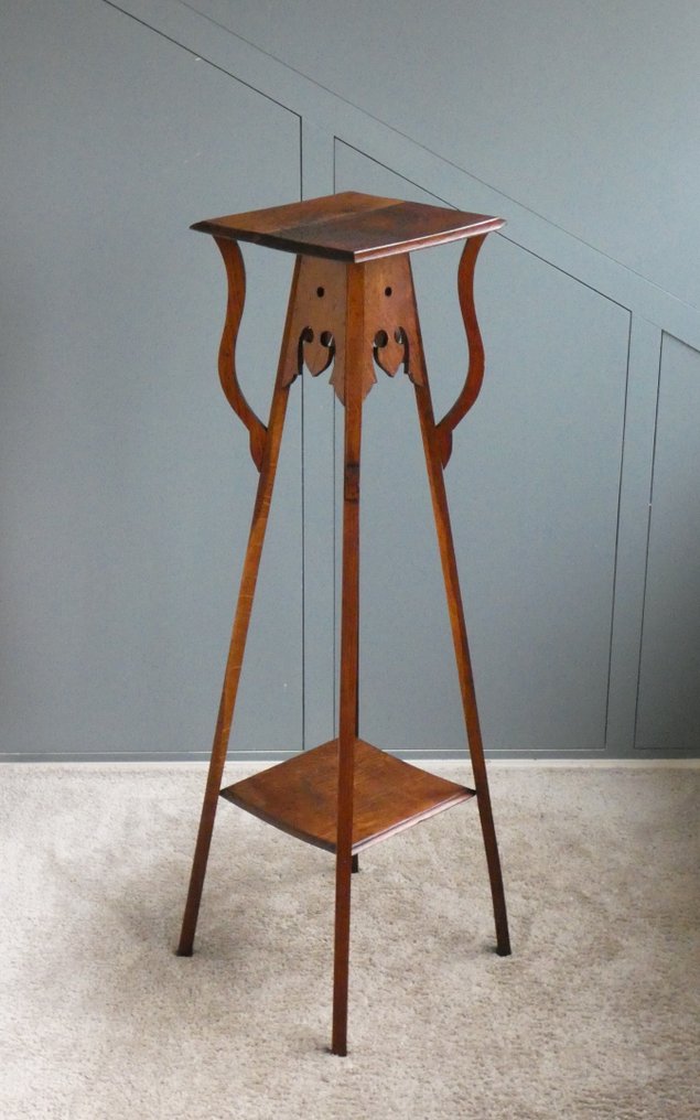 Plant table - Pedestal, side table - oak wood #1.0