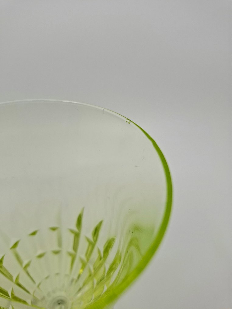 Drinking service (7) - Uranium glass #3.2