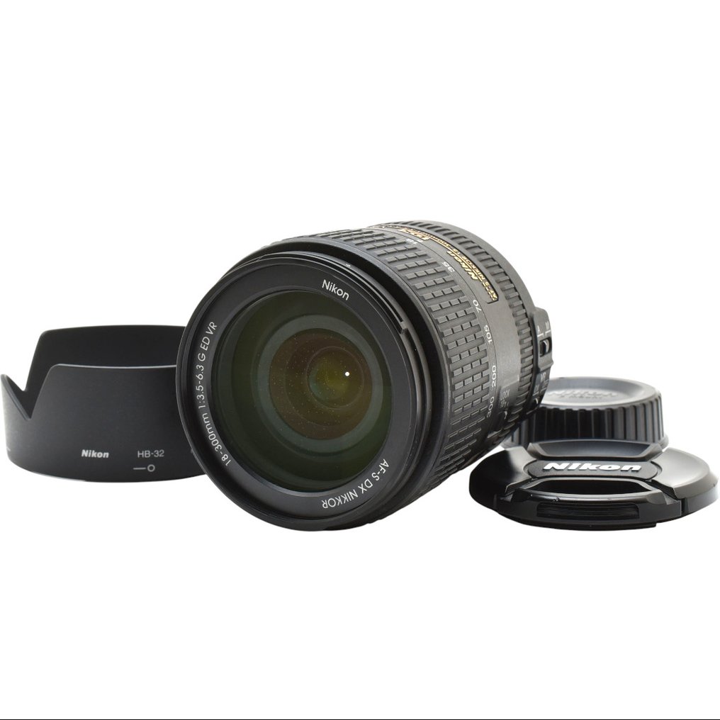 Nikon AF-S DX NIKKOR 3.5-6.3/18-300mm G ED VR Zoomlens #1.0