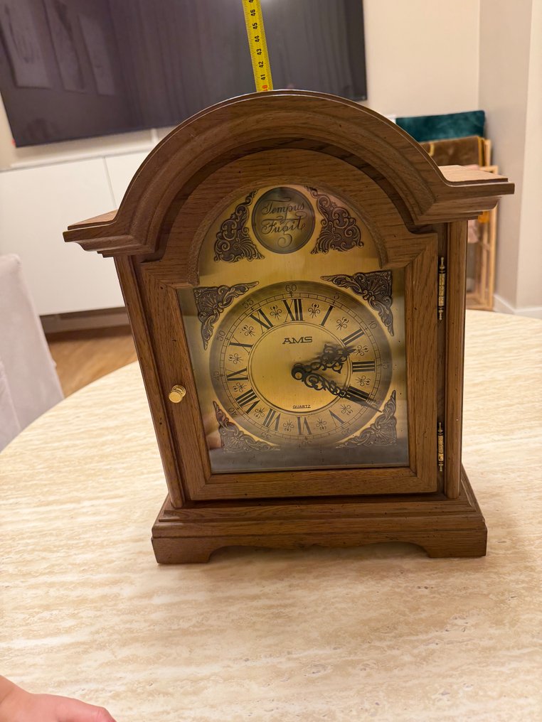 Table clock - AMS Herlme -   Nussbaum Holz - 1940-1950 - AMS table clock Herlme 1217 #4.3