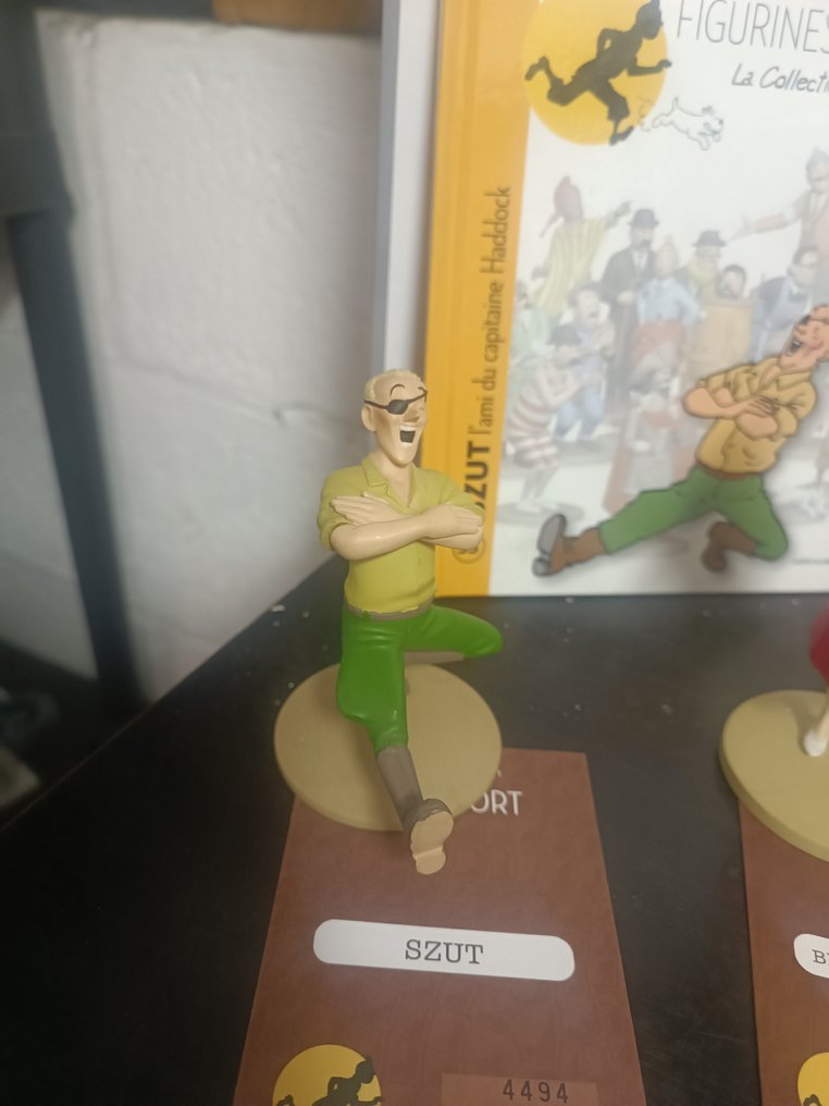 Tintin - 4 figurines tintin officielle en resine - 4 Comic - First edition #1.0