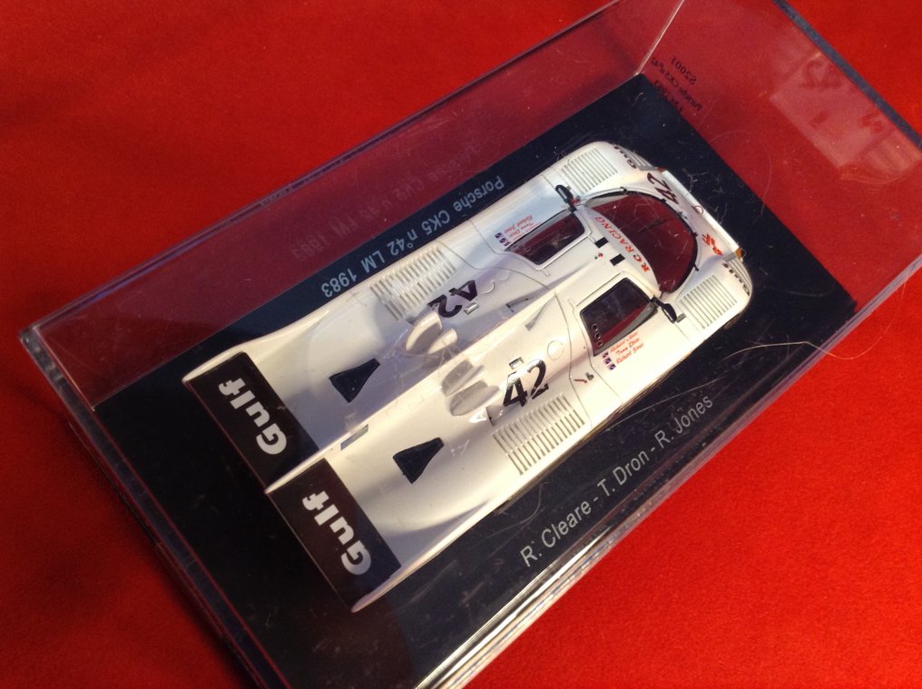 Spark 1:43 - Machetă mașină de curse - ref. #S2001 Porsche 935 CK5 Kremer Gr5 "Gulf" Le Mans 1983 #42 Cleare/Dron/Jones - Calitate excelentă - ediție limitată #2.1