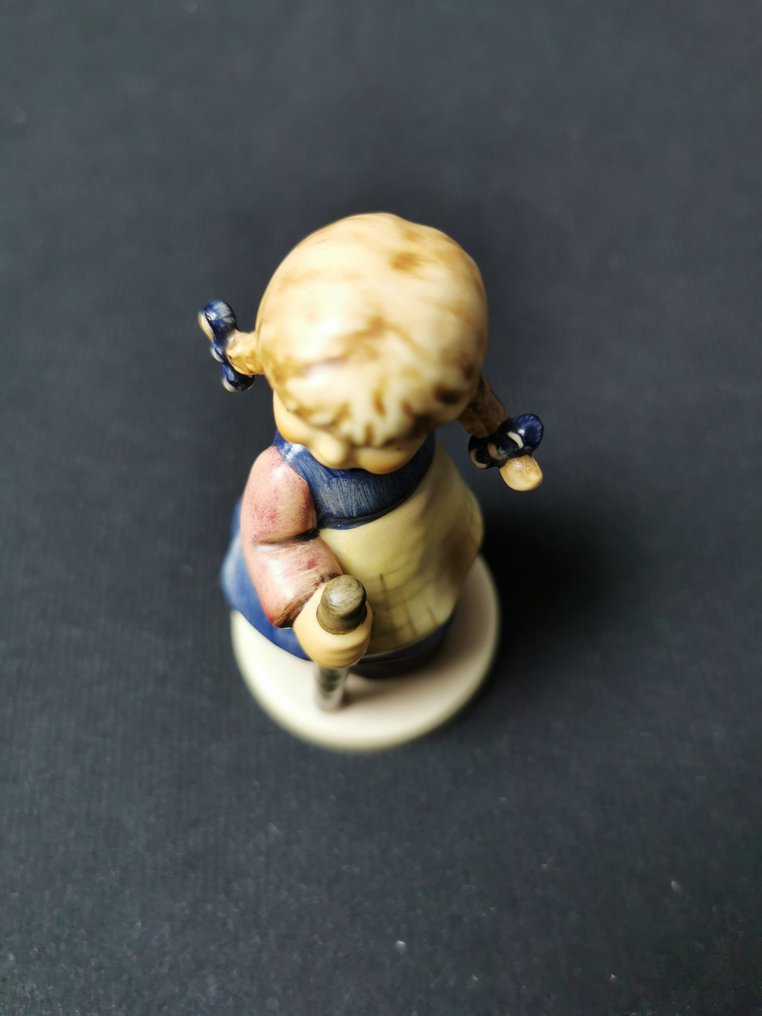 Statuette, Vintage Hummel Goebel - Statuetta "Susser Fratz Pixie" #73 - Al 9cm - TMK7 - 9 cm - Porcelain #4.3