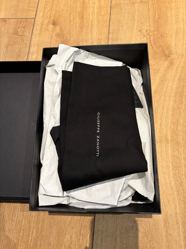 Giuseppe Zanotti - Laced-up heeled shoes - Size: EU 37 - New in box #4.3