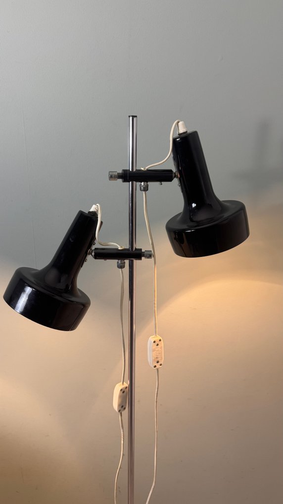 上射落地燈 - 复古Deens设计地灯 - 中世纪风格可调节灯罩 - 金屬 #1.0