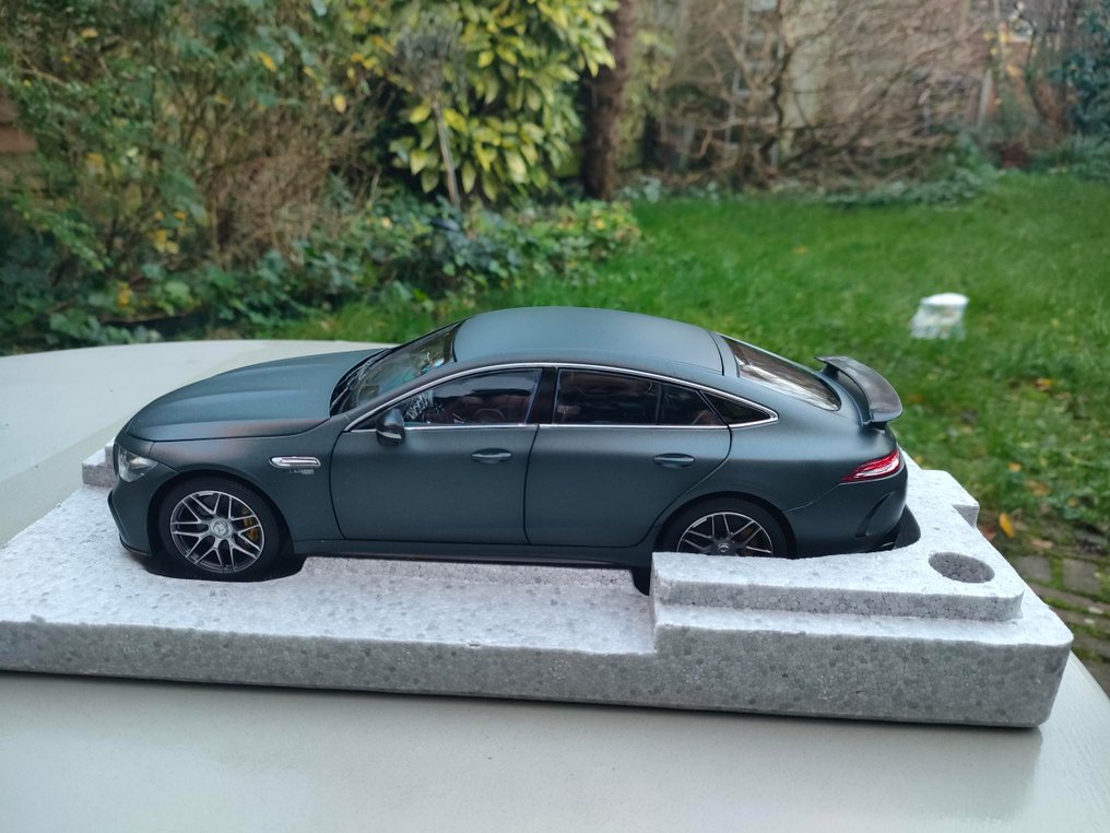 Norev 1:18 - Modellbil - Mercedes-Benz AMG GT63 S 4 matic uit 2018 - Veldig knapp!! #1.0