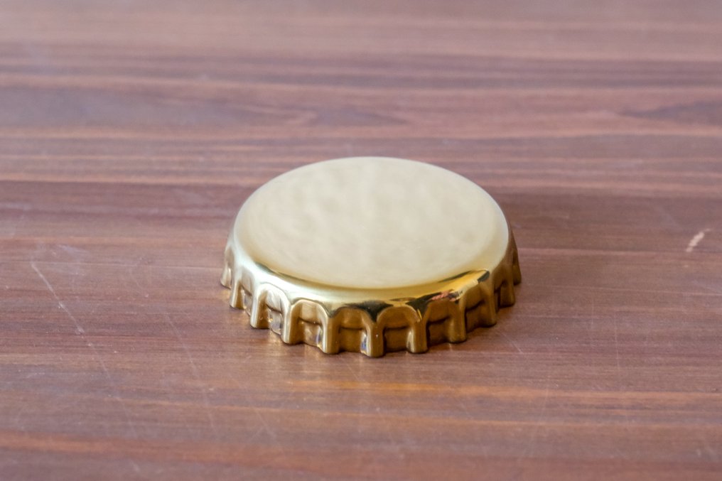 Georg Jensen - Georg Jensen - Flaskeåbner - Kronkorken - Messing, rustfrit stål - Kronkorken 1981 #1.0