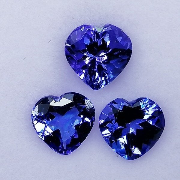 3 pcs  Tanzanite  - 2.11 ct - Instituto Gemólogico Español (IGE) #1.0