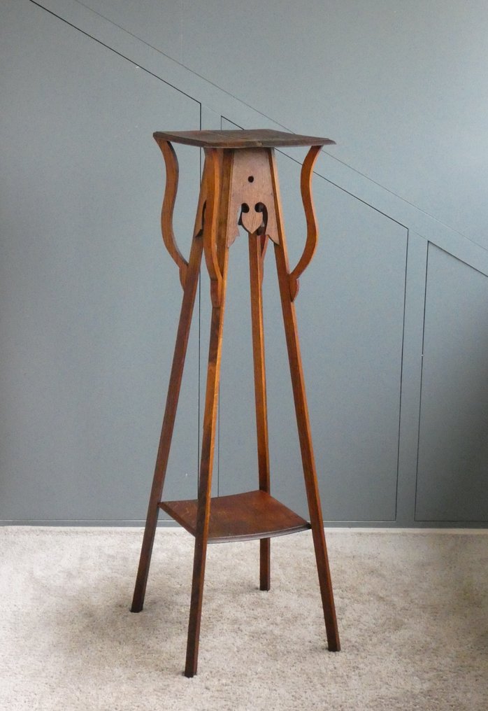 Plant table - Pedestal, side table - oak wood #1.0