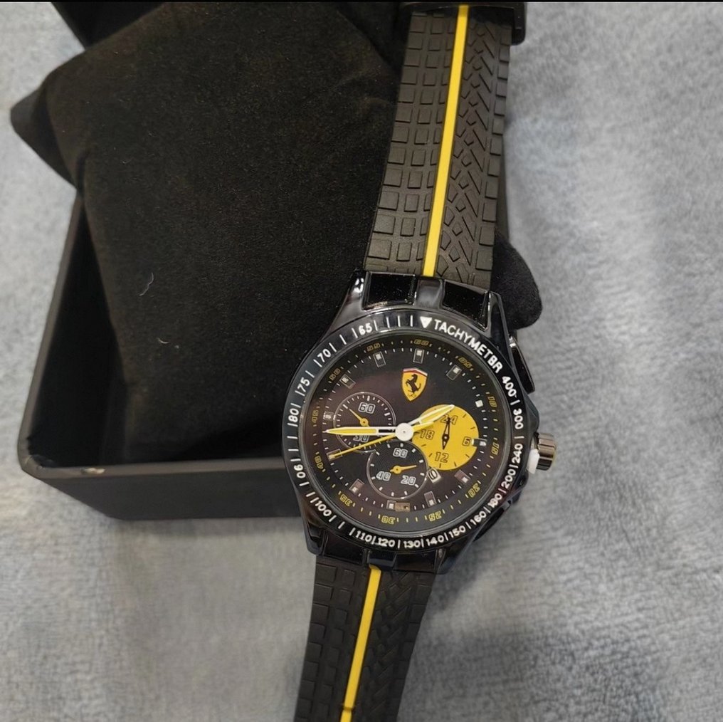 Ferrari - Unknown - Ferrari Scuderia series wristwatch, REF 130996. - Heren - 2010-2020 #3.2