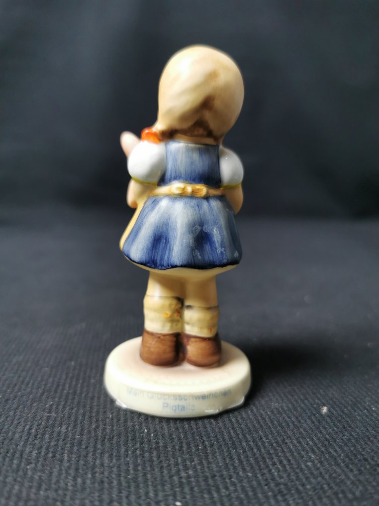 Statuette, Vintage Hummel Goebel - Statuetta "Main Glucksscilweinchen Pigtalis " #75 - TMK7 - 9 cm - Porcelain #2.1