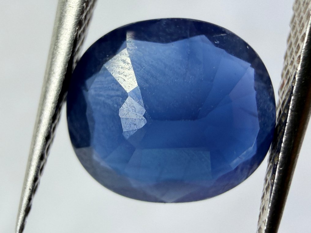 Bez ceny minimalnej
Niebieski Szafir - 2.21 ct - Antwerp Laboratory for Gemstone Testing (ALGT) - Brak leczenia #4.3