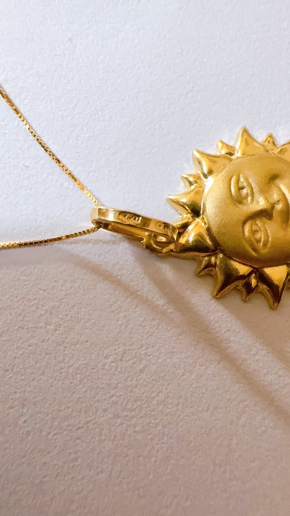 Sem preço de reserva - Colar com pingente - 18 K Ouro amarelo - 45cm - 1,7cm x 1cm, 1,55g #2.1