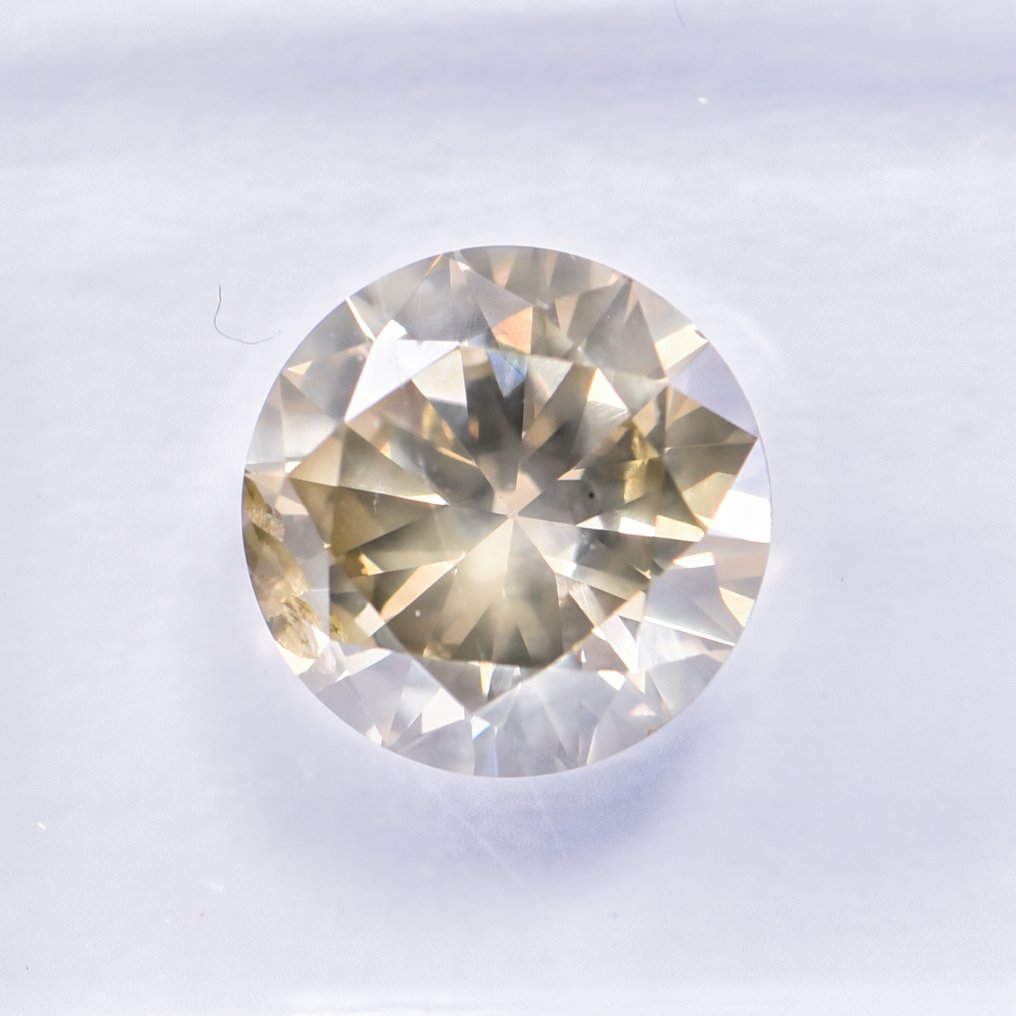 沒有保留價 - 1 pcs 鑽石  (天然彩色)  - 1.69 ct - 圓形 - Fancy 淡褐色, 淡綠色 黃色 - SI2 - 國際寶石學院（International Gemological Institute (IGI)） - VG #3.2