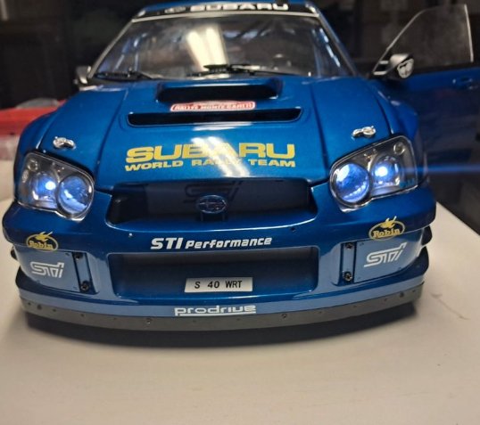 IXO 1:8 - Model race car - Subaru impreza #4.3